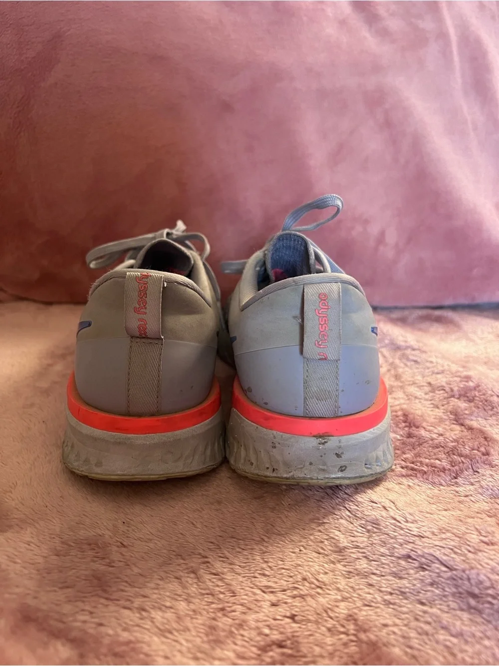 Nike Women's Gray and Pink Athletic Shoes